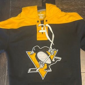 Fanatics pens hoodie